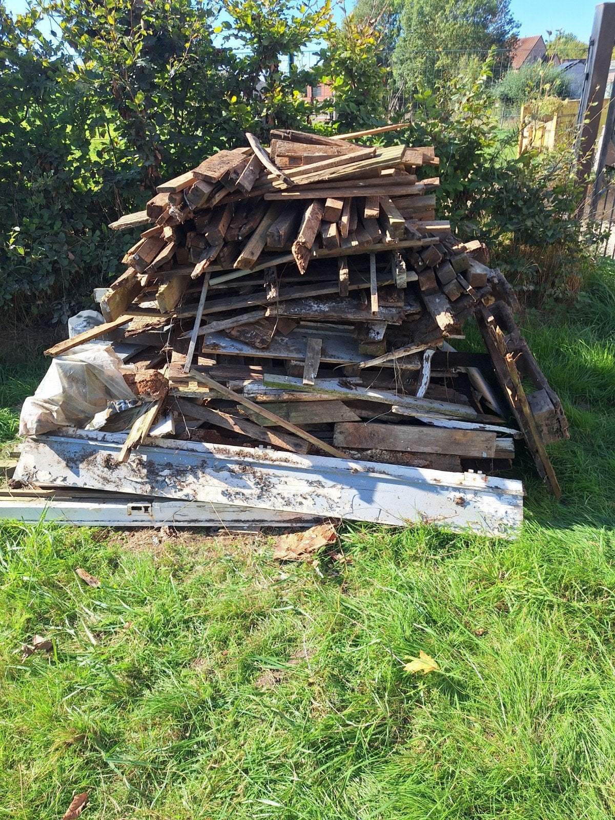 Bois de chauffage gratuit, Enlèvement