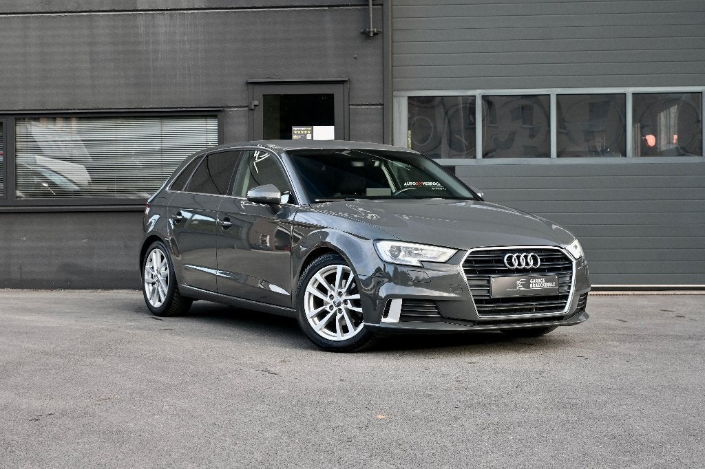 Audi A3 35TFSI Sport - Sportzetels - DigitaleCockpit - PDC, Voorwielaandrijving, https://public.car-pass.be/vhr/21653de3-cb95-4d22-9ed9-0a69c88aea83