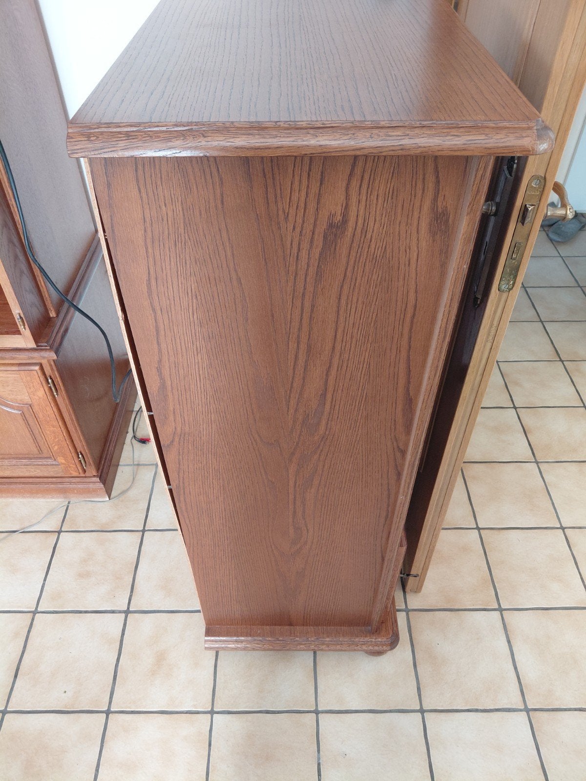 kast, Ophalen, Gebruikt, Hout