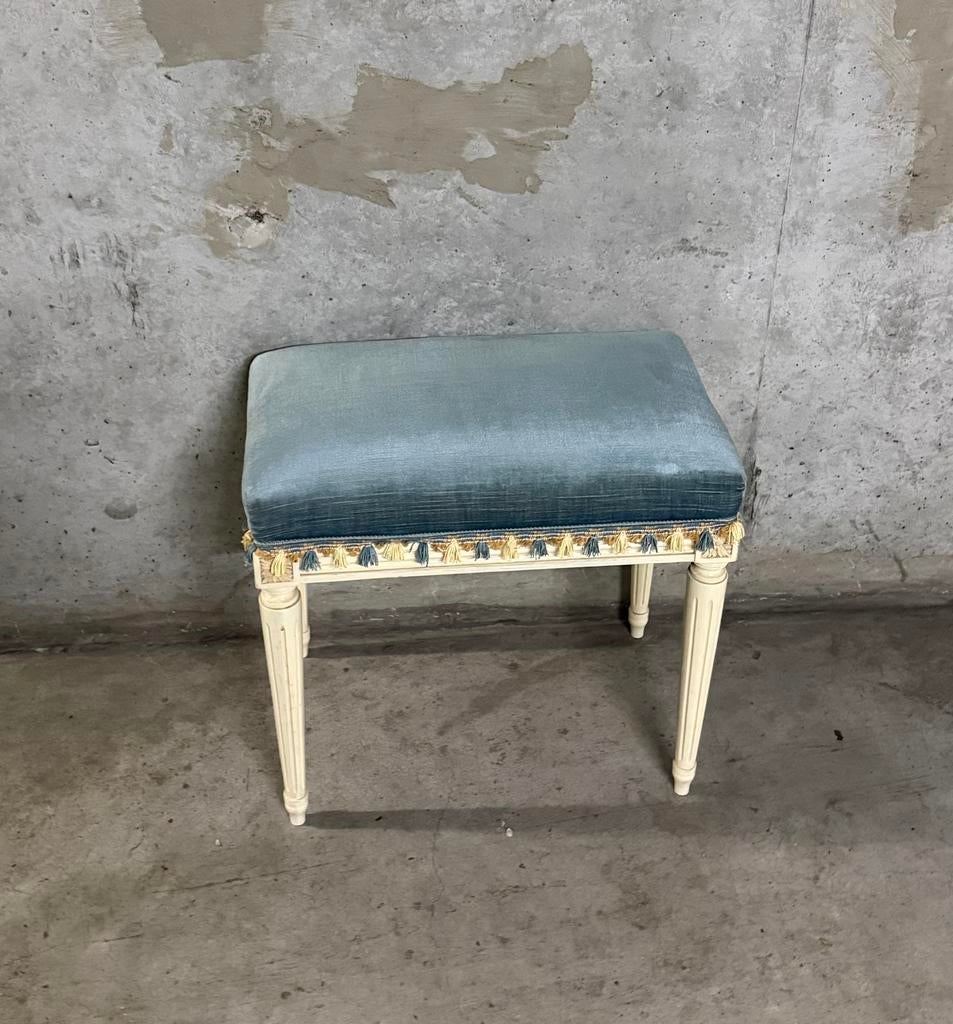 Voetbankje in Louis XVI- stijl, Ophalen, Gebruikt