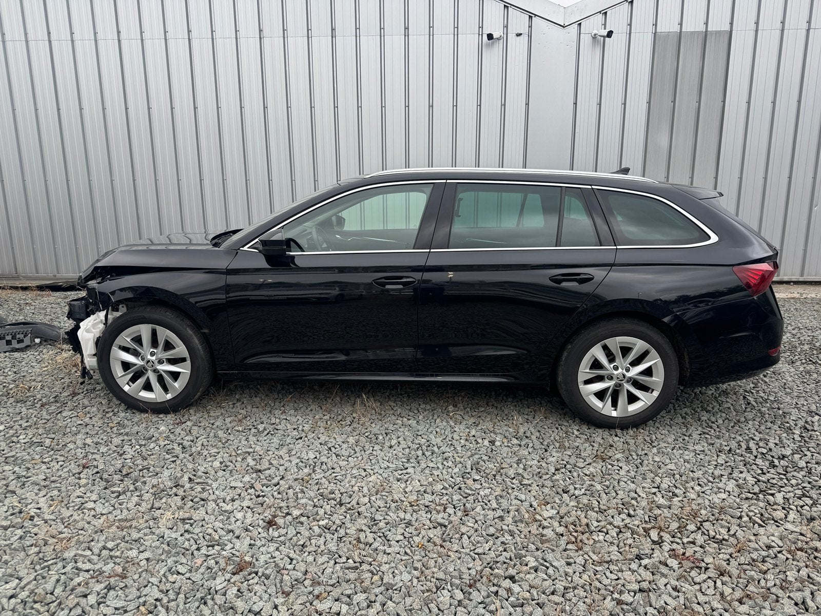 Skoda Octavia Combi 1.5 Tsi Dsg Accidentée 09/24 58.000km, Autos, Achat, Entreprise, https://public.car-pass.be/vhr/6e63558d-2969-4760-81d8-a2ae3acf15a0
