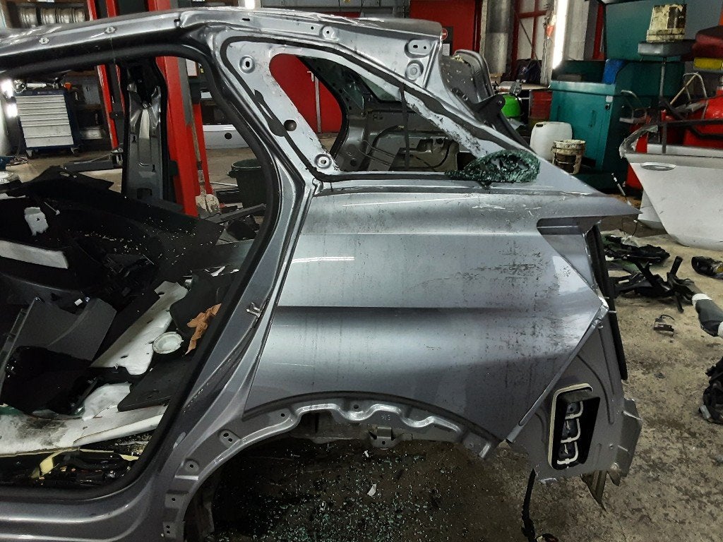 AILE ARRIÈRE GAUCHE Peugeot 5008 II (M4 / MC / MJ / MR), Utilisé, Arrière, Peugeot, Garde-boue