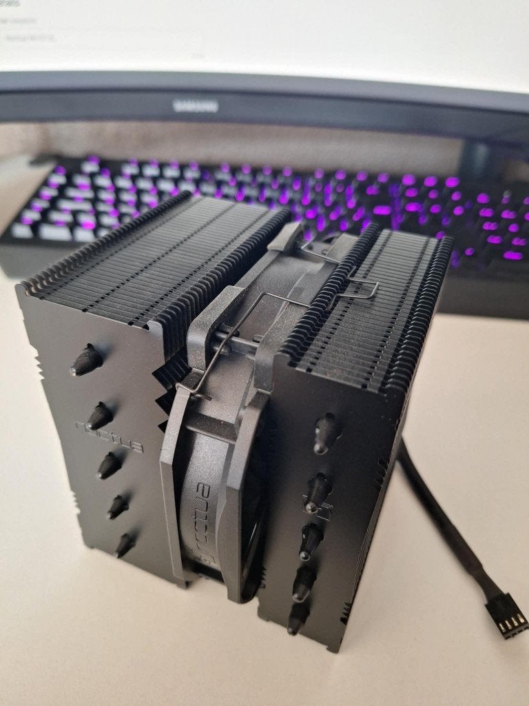 Noctua NH-D12L, Computers en Software, Computerkoelers, Verzenden, Zo goed als nieuw, Luchtkoeling