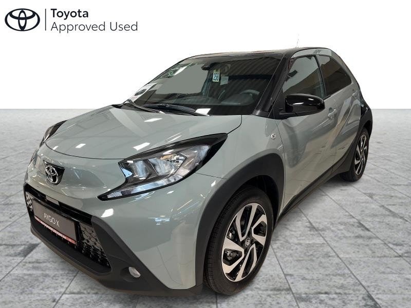 Toyota Aygo X 1.0 MT PULSE, 72 pk, Handgeschakeld, Stadsauto, Groen