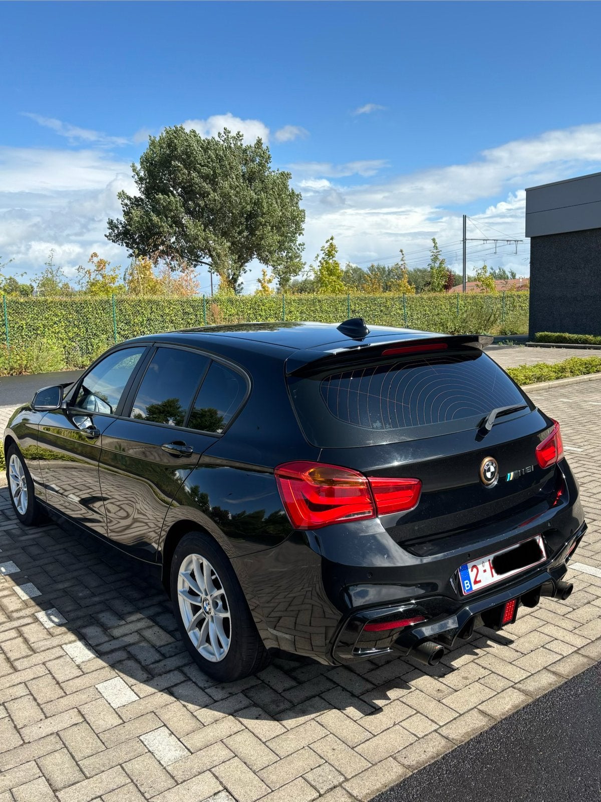 Bmw serie1 116i f20 De auto heeft een Stage 1-tuning, Auto's, 1 Reeks, Zwart, Handgeschakeld, 5 deurs