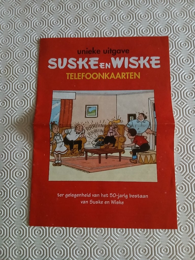 Strip gerelateerde folders met o.a. Suske en Wiske, Willy Vandersteen, Ophalen of Verzenden, Zo goed als nieuw, Meerdere stripboeken