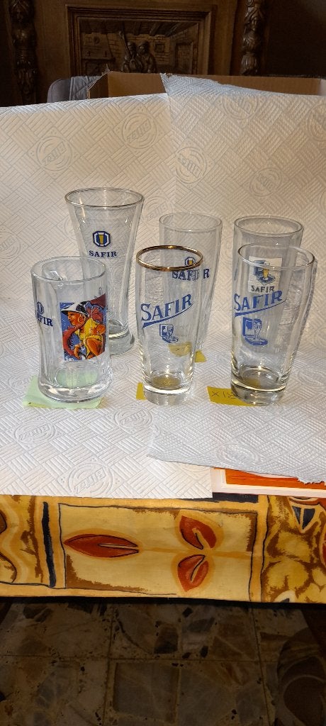 collecte de verres à bière, Collections, Verres & Petits Verres, Neuf, Verre à bière, Enlèvement