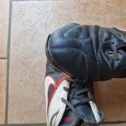 Chaussures de football en cuir, Ophalen, Gebruikt, Schoenen