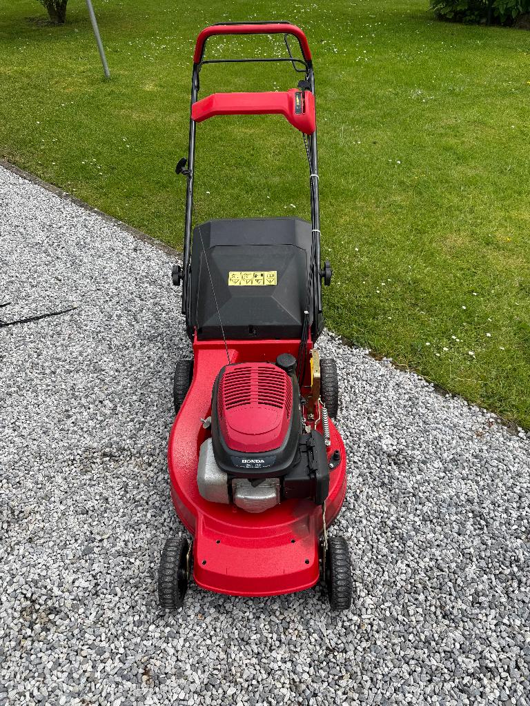 Tondeuse castelgarden autotractée, Ophalen, Gebruikt, Opvangbak, Benzine-grasmaaier