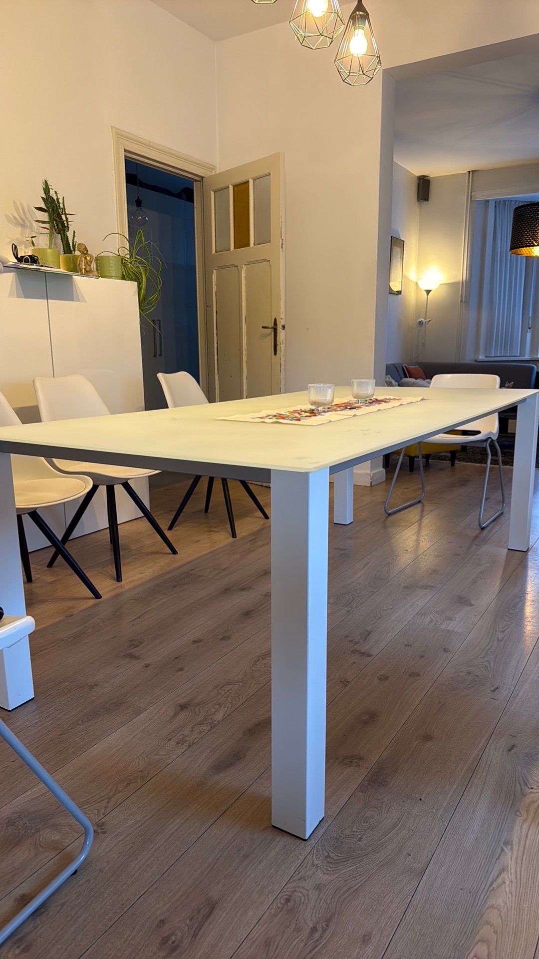Tafel ZONDER STOELEN, Huis en Inrichting, Ophalen, Nieuw, Glas