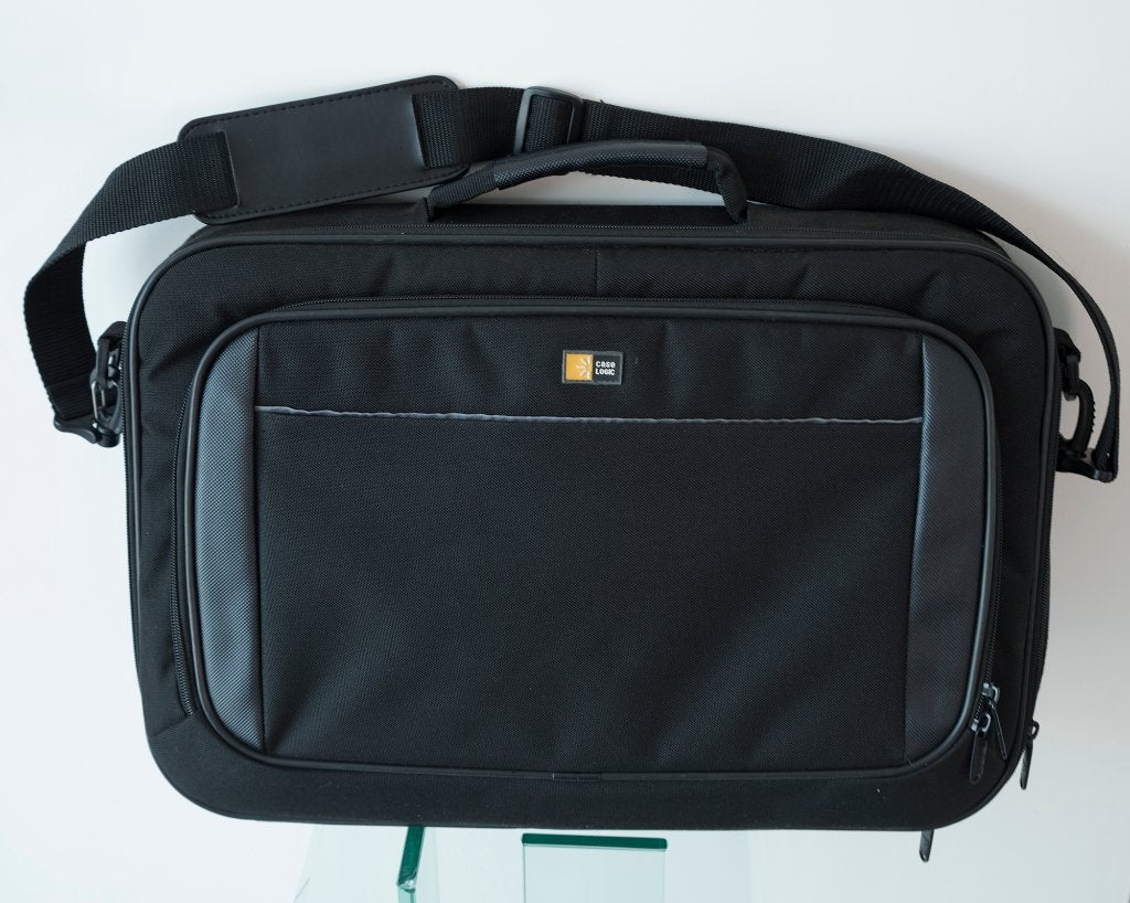 laptop tas case logic, Computers en Software, 17 inch of meer, Aktetas, Ophalen of Verzenden, Zo goed als nieuw