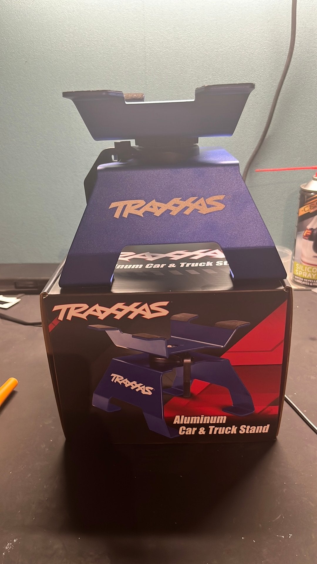 Traxxas stand, Enlèvement ou Envoi, Comme neuf