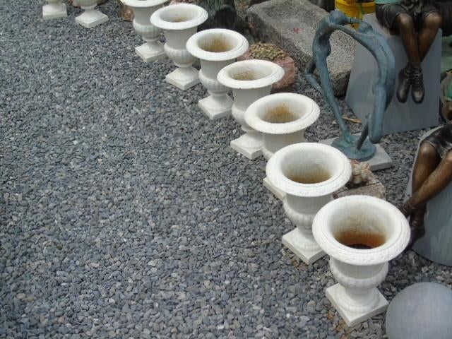jardinière , pot de fleurs en fonte patinée blanc rouillé ., Jardin & Terrasse, Neuf, Moins de 25 cm, Rond, Enlèvement