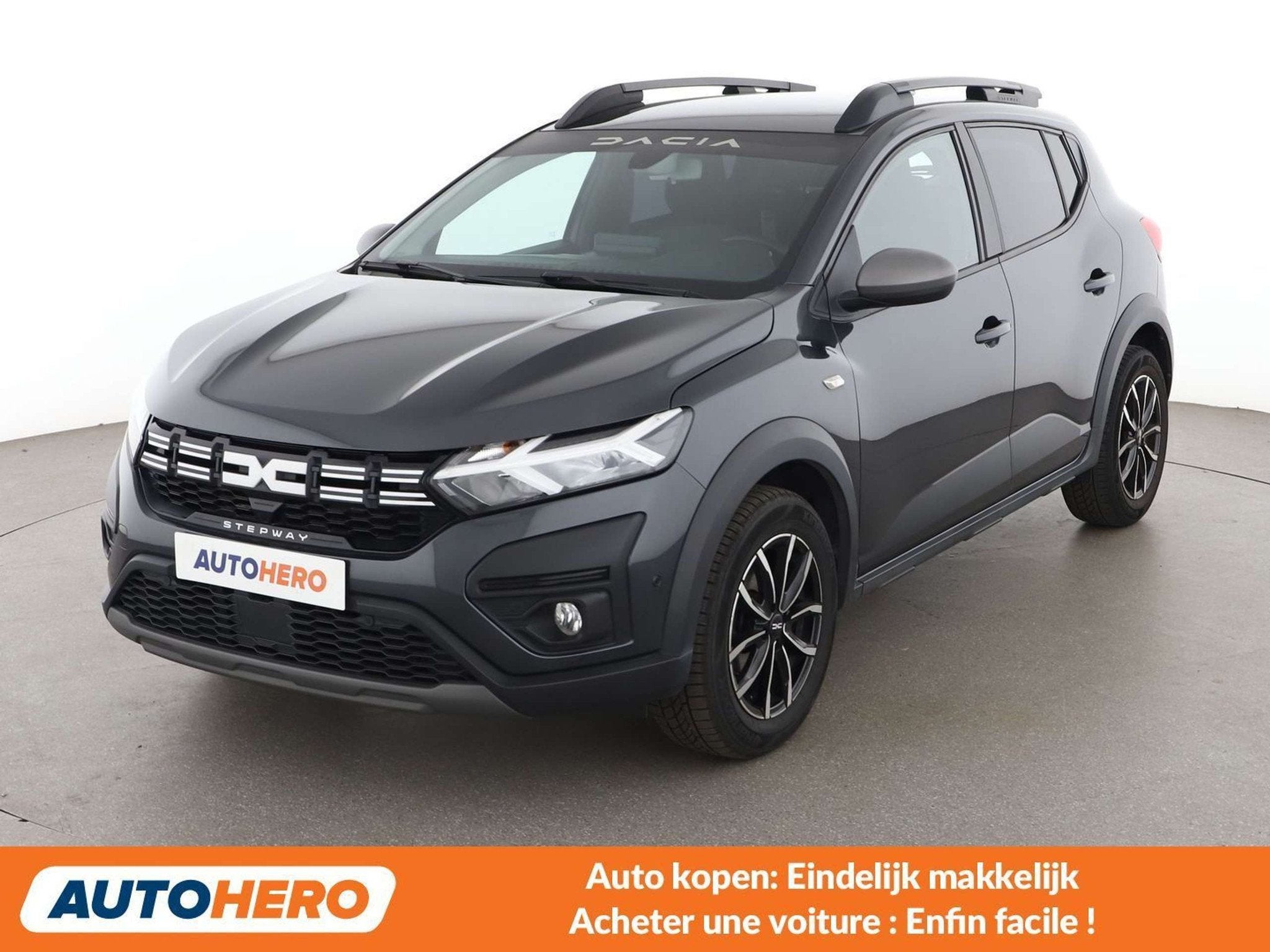 Dacia Sandero 1.0 TCe Stepway Expression (bj 2023), Voorwielaandrijving, Stof, Gebruikt, 91 pk