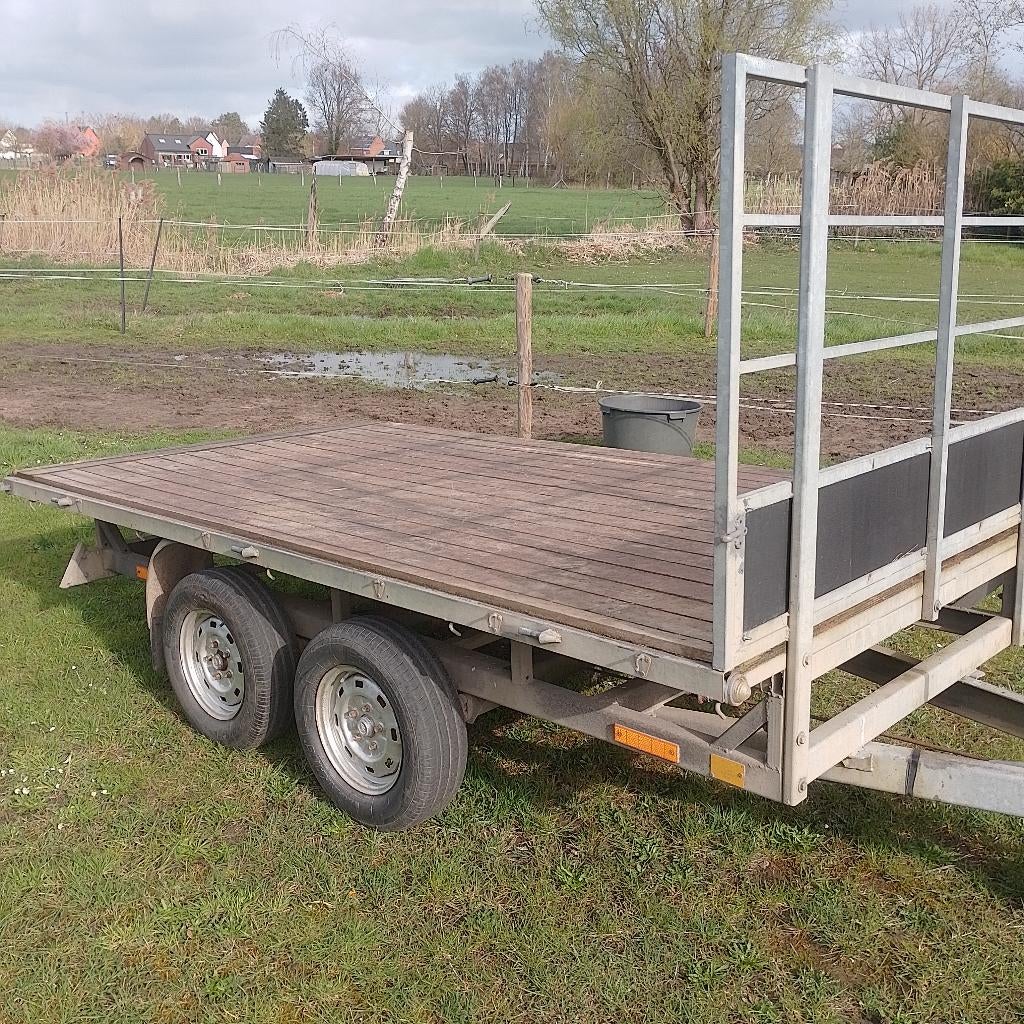 Aanhangwagen geremd, Ophalen, Gebruikt