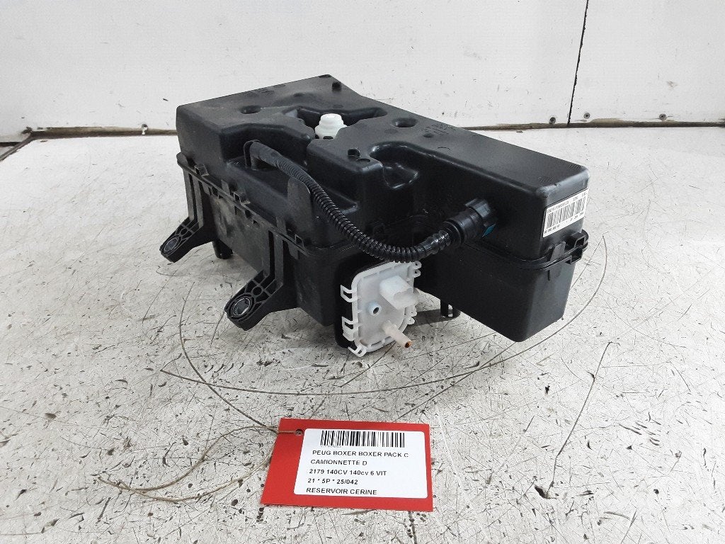 ADBLUE TANK Peugeot Boxer (U9) (9806639880), Gebruikt, Mevr. I. Hauben, Rue de l'Espoir 34 34
4030  GRIVEGNÉE, BE, Info@Collignon.be