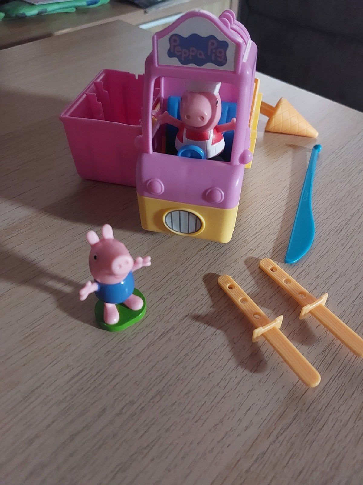 peppa pig playdo ijswagen, Kinderen en Baby's, Ophalen, Zo goed als nieuw, Jongen of Meisje