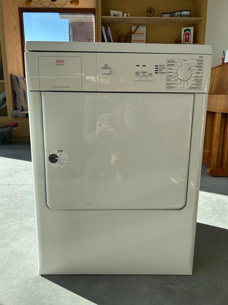 Droogkast aeg lavatherm met luchtafvoer T35400, Elektronische apparatuur, Ophalen, Gebruikt, Minder dan 85 cm, Luchtafvoer