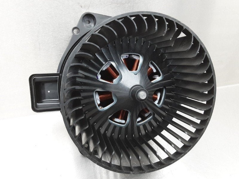 KACHEL VENTILATORMOTOR Toyota Supra (DB) (01-2019/-), Gebruikt, Toyota