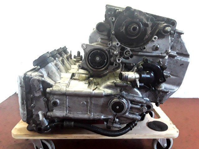 ZXR750 1993 - 1996 Kawasaki Motorblok D1-36318, Motoren