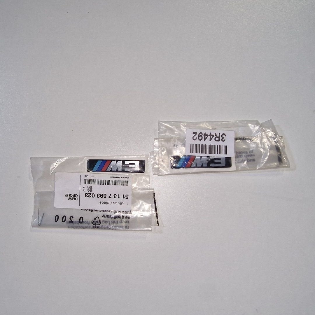 Embleem type aanduiding nieuw M3 - 51137893023 51-13-7-893-0, Auto-onderdelen, Carrosserie, BMW, Nieuw, Ophalen of Verzenden