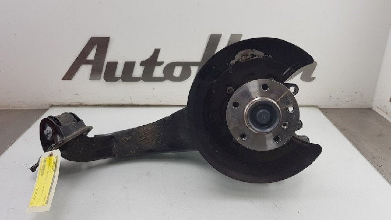 BRAS DE SUSPENSION ARRIÈRE GAUCHE Mini Mini (F55), Petuelring 130
80809  München, DE, Mini, Utilisé, Minikundenbetreuung@mini.de