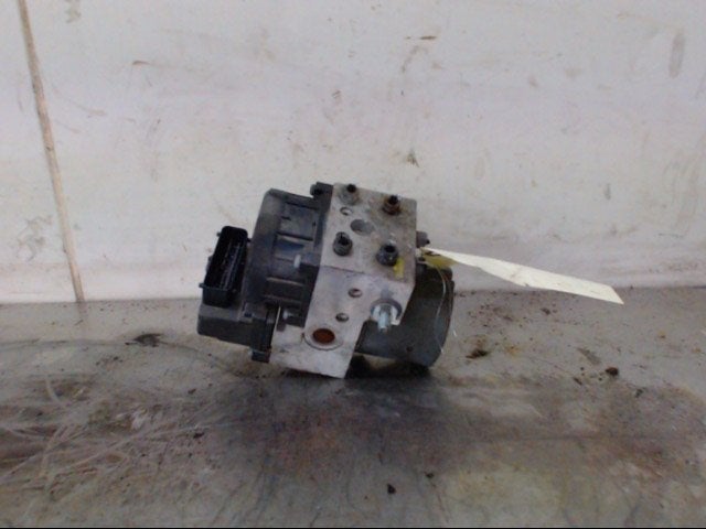 ABS POMP Opel Meriva (01-2003/05-2010), Gebruikt, Opel