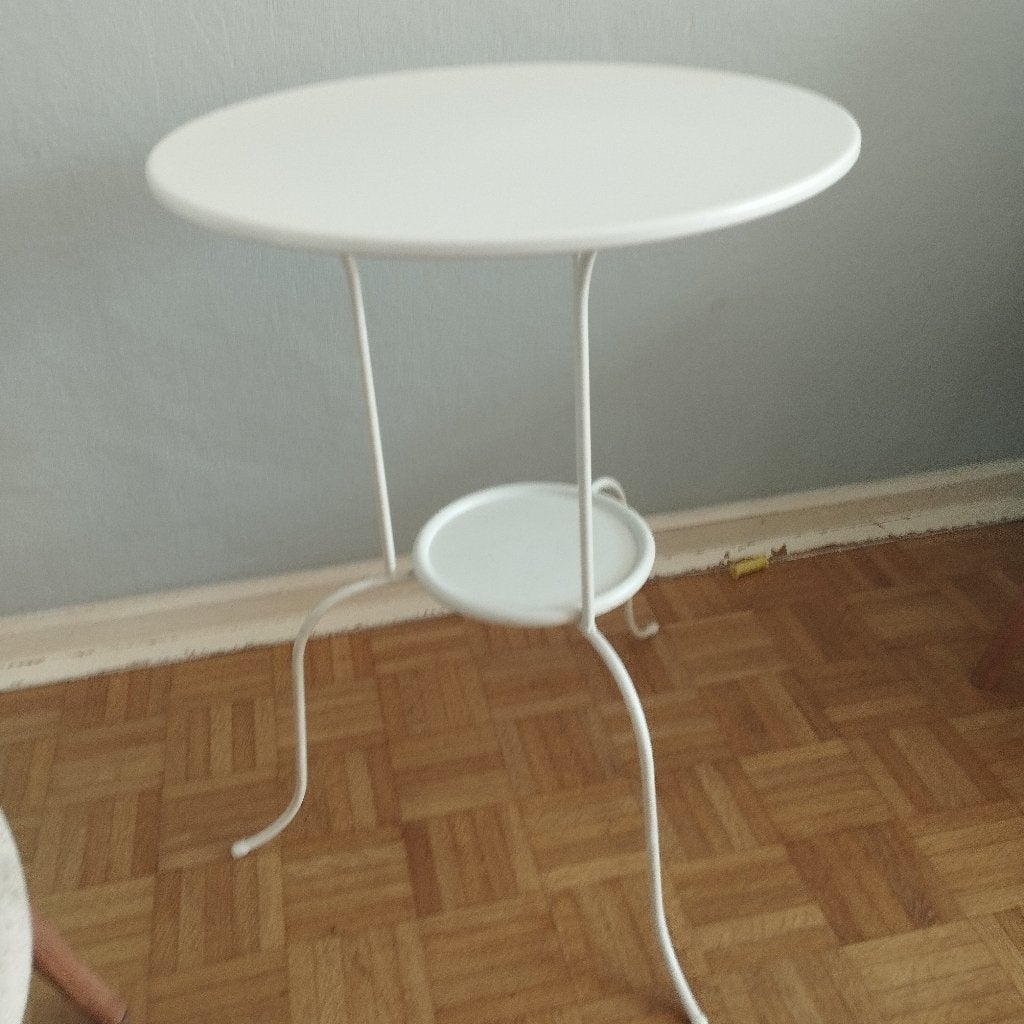 Table ronde, Ophalen
