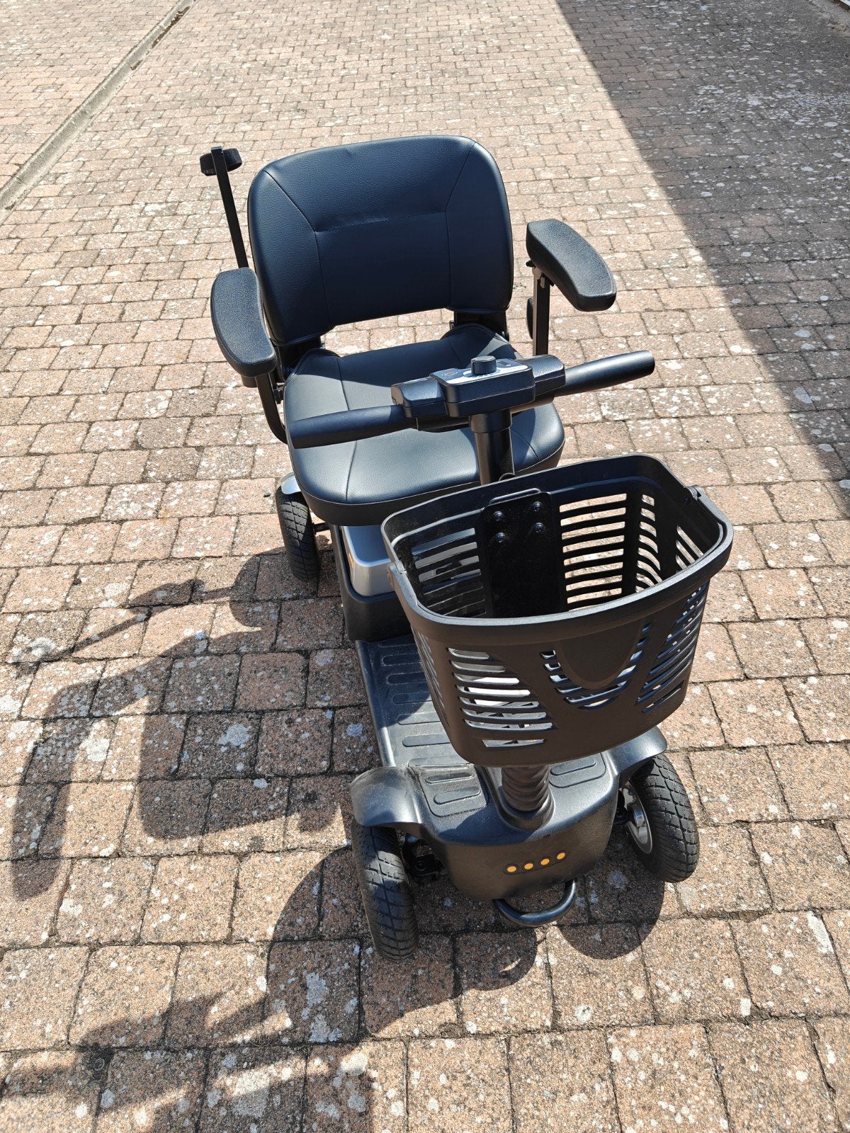 Electrische scootmobiel, Fietsen en Brommers, Scooters | Vespa, Ophalen