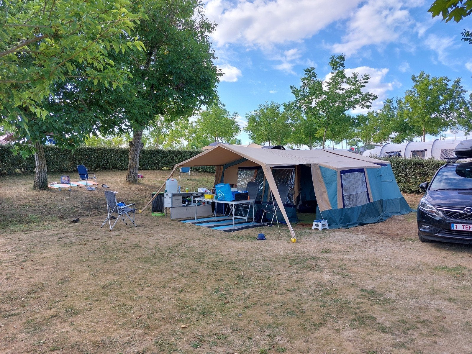 Trigano Vendôme GL vouwwagen – zeer ruim – 2006Trigano Vendô, Caravans en Kamperen, Vouwwagens, Ophalen, Trigano, Aanwezig, Meer dan 6
