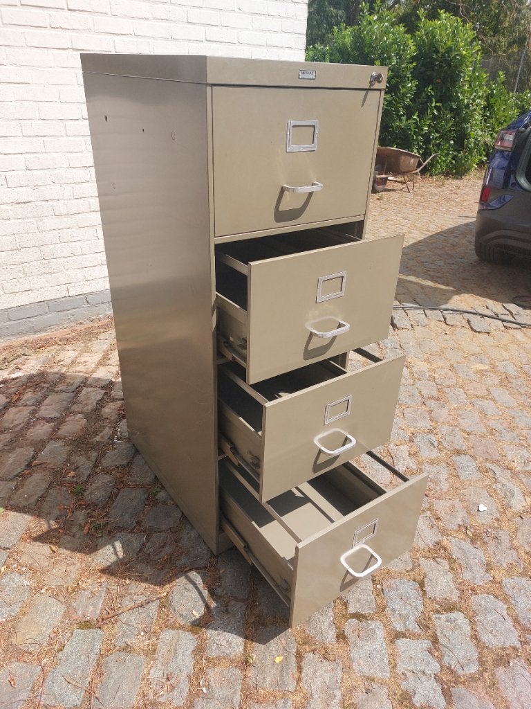 Archiefkast metaal kakigroen, Huis en Inrichting, Kasten | Roldeurkasten en Archiefkasten, Ophalen, Minder dan 50 cm, Gebruikt