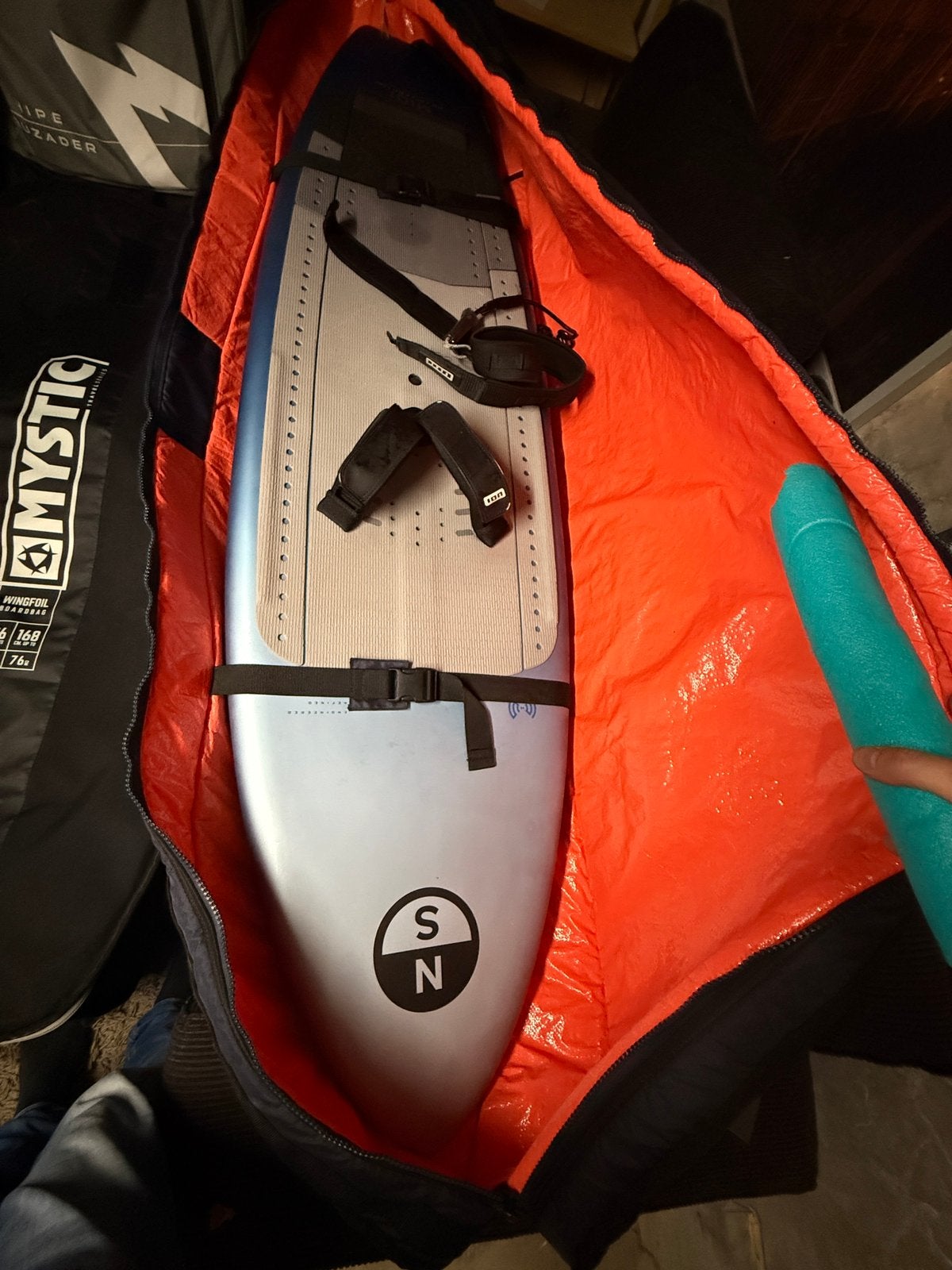 North midi 96l wing board, Watersport en Boten, Ophalen, Zo goed als nieuw
