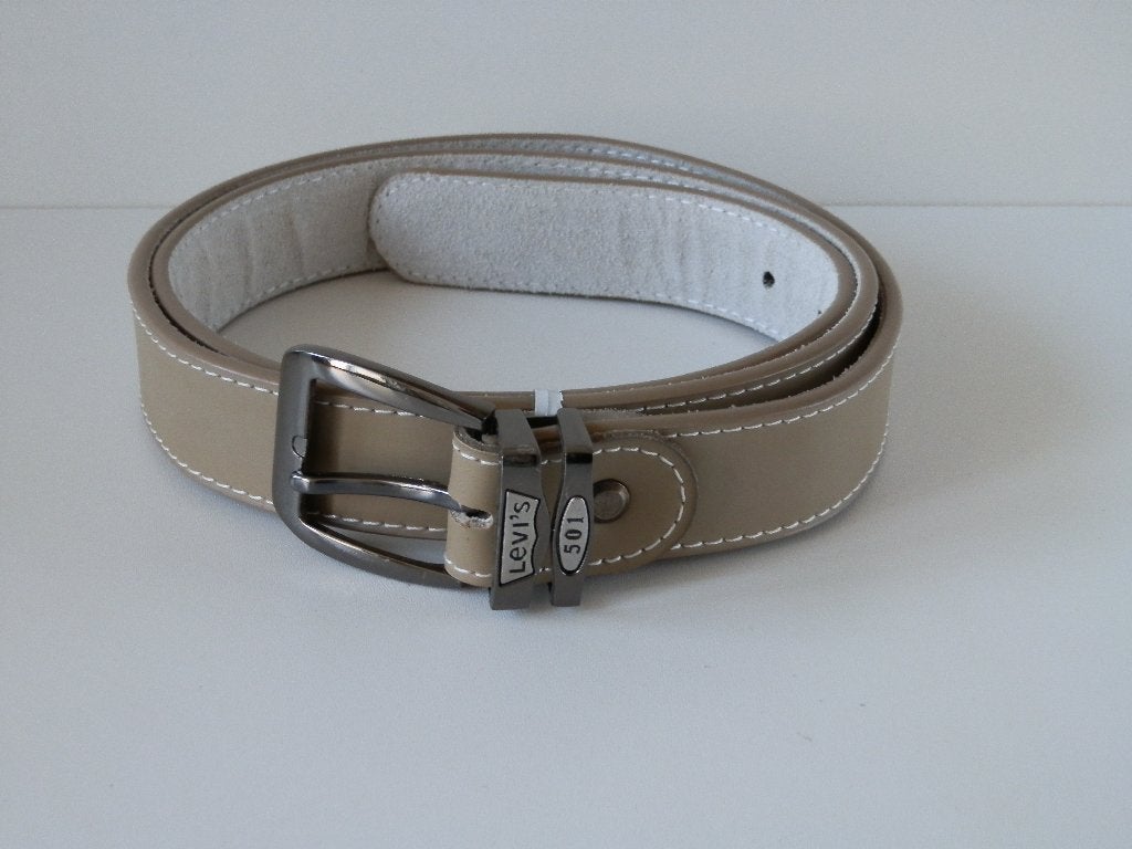 Levi's riem. Unisex. Levis., Kleding | Heren, Riemen en Ceintuurs, Zo goed als nieuw, Riem of Ceintuur, 115 cm of meer, Overige kleuren