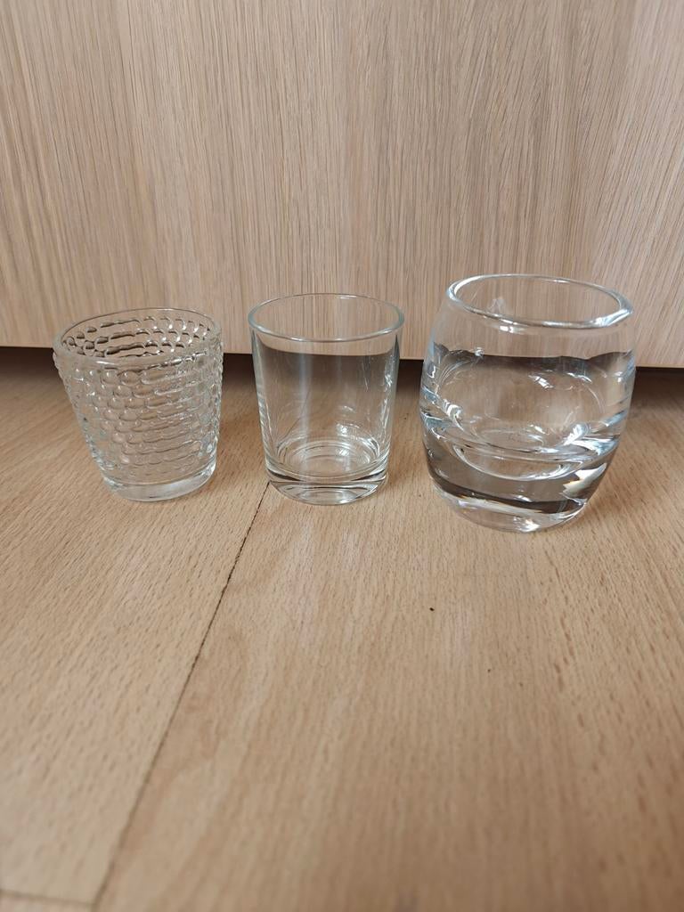 Houders theelichtjes. 35 verschillende stuks., Ophalen