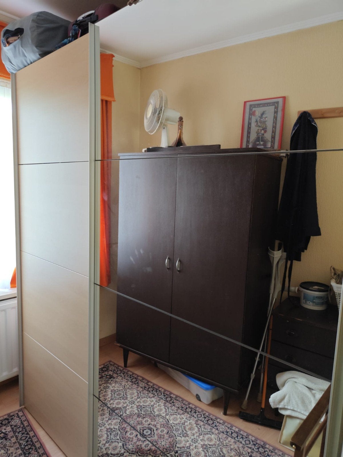 GRATIS kast met spiegeldeur, Ophalen