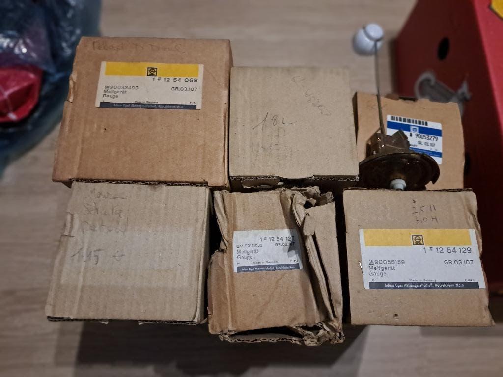 Nieuwe tank vlotters Opel Oldtimer, Auto-onderdelen, Ophalen of Verzenden, Nieuw, Opel
