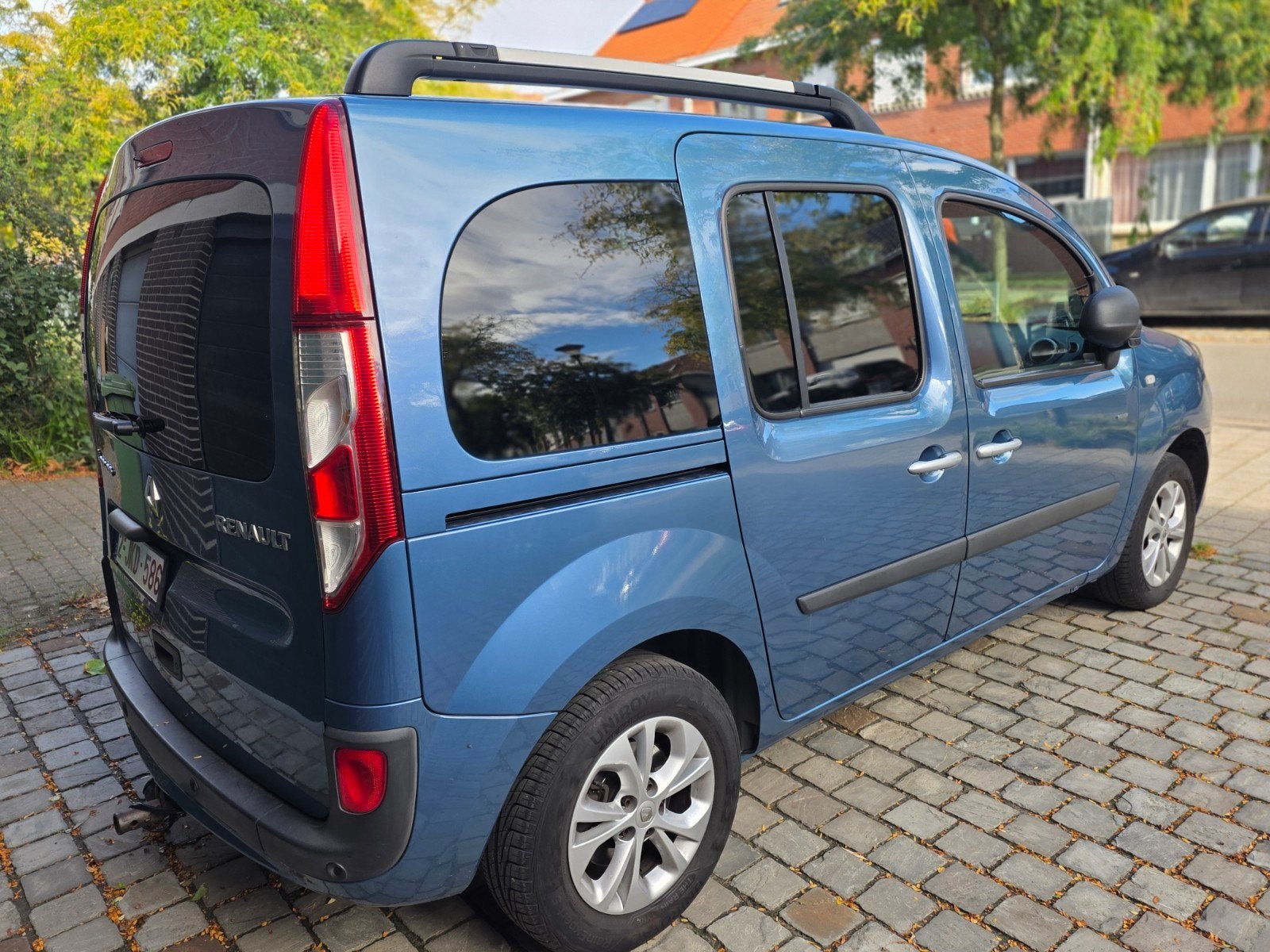 Renault kangoo, Autos, Achat, Euro 6, Boîte manuelle, Entretenue par le concessionnaire