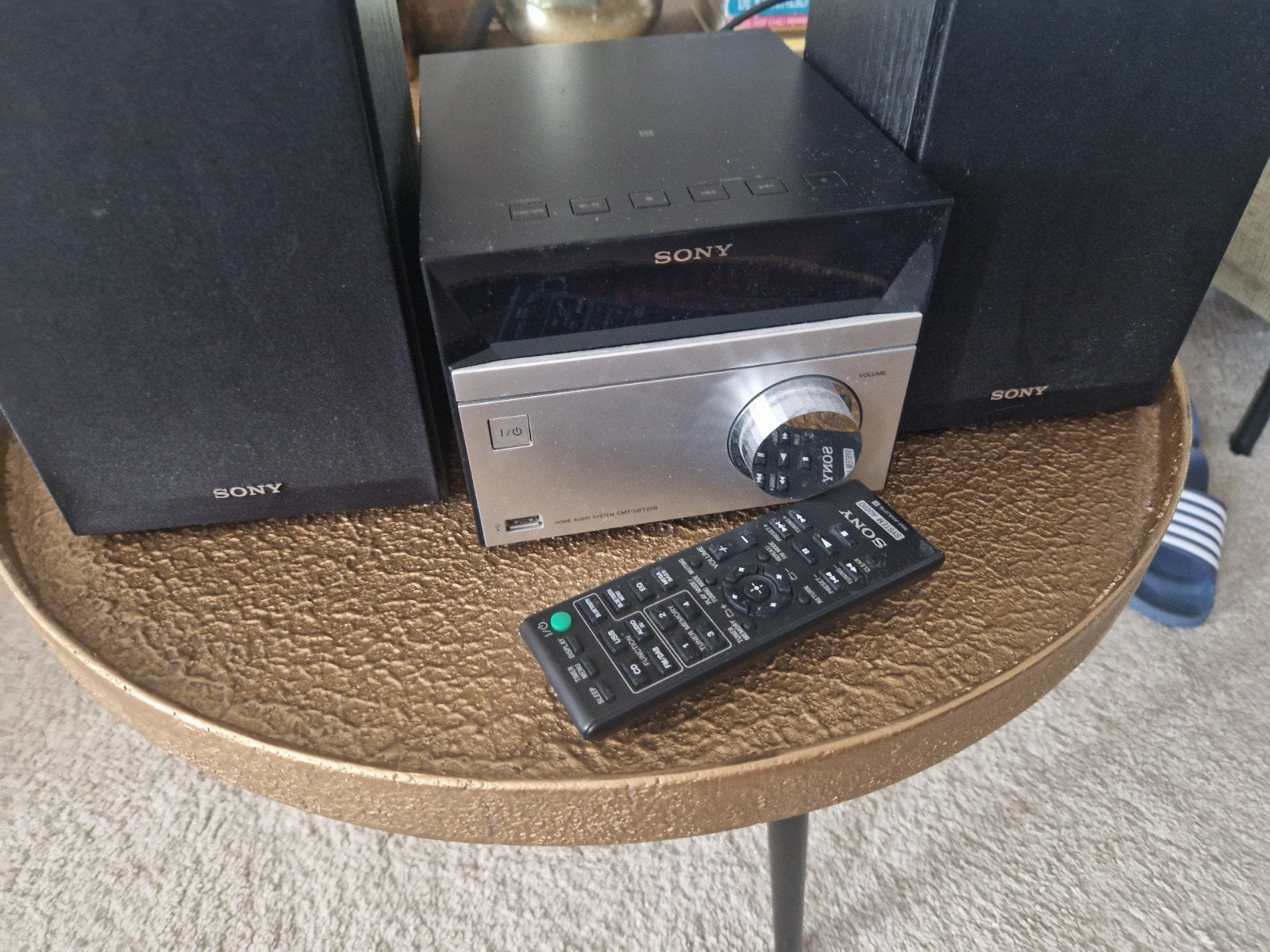 Mini keten Sony, Ophalen, Sony