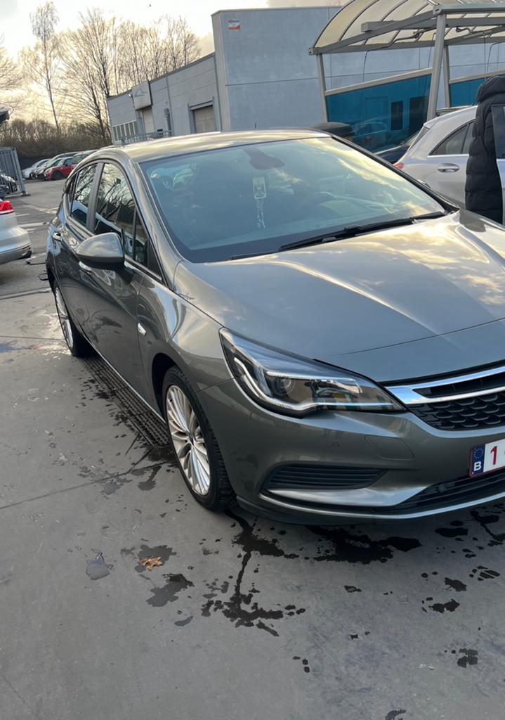 Opel Astra benzene 2018 met 132000km te koop 8500€, Bluetooth, Achat, 5 portes, 5 places