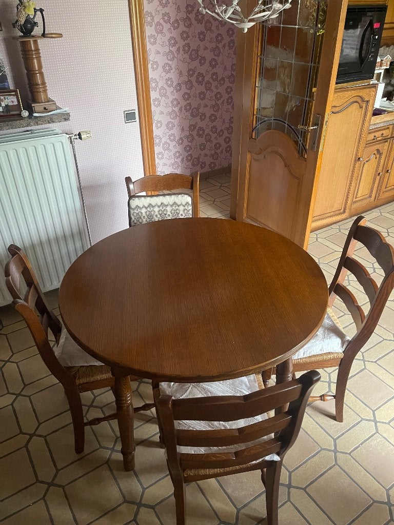 Keukentafel met stoelen, Enlèvement, Utilisé