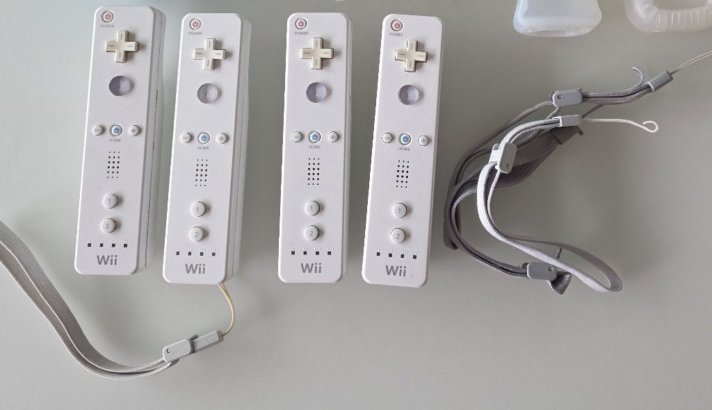 Wii controllers ,nunchucks,motion plus adapter,accessoires, Ophalen of Verzenden