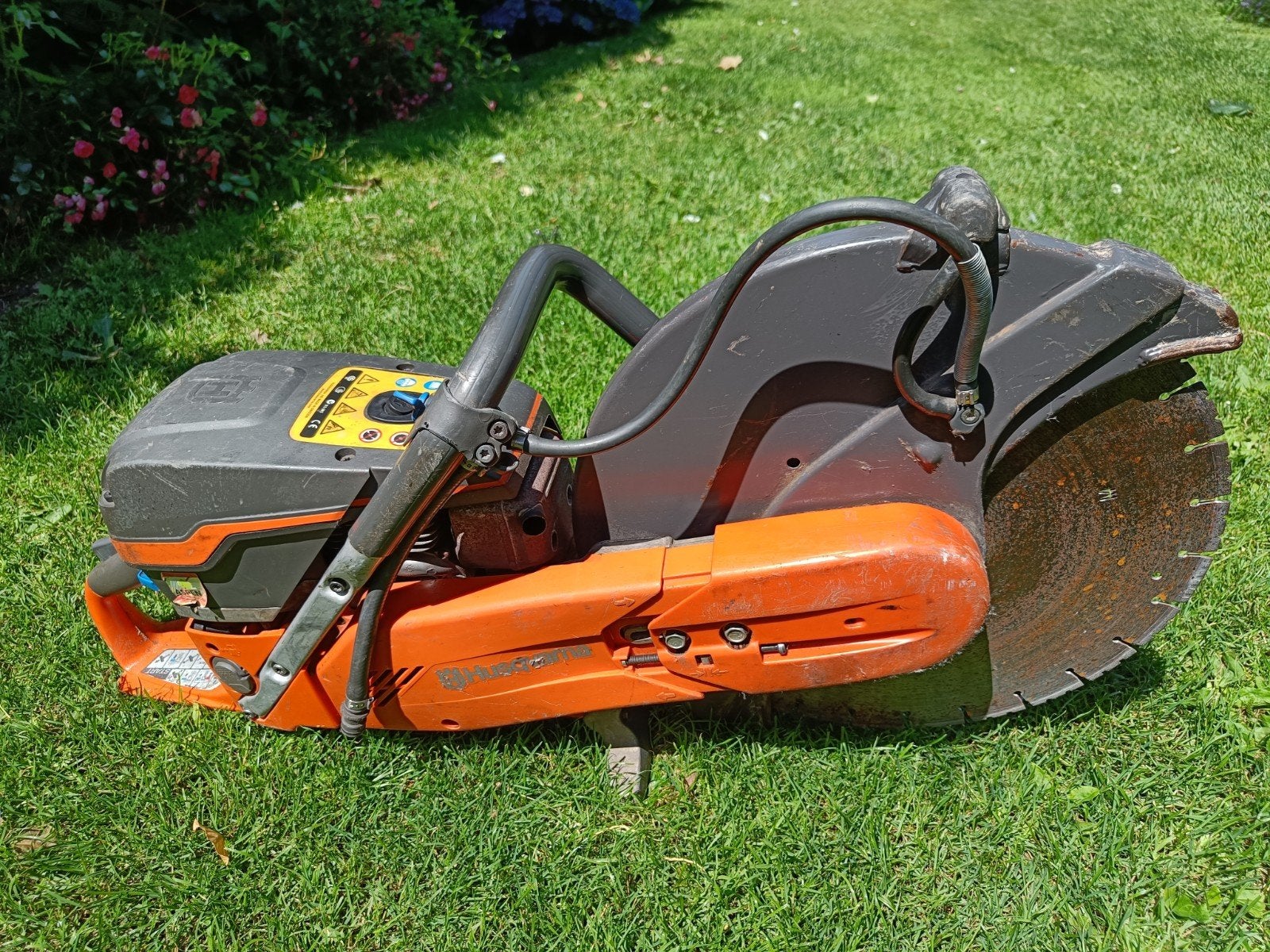 betonzaag husqvarna k970, Bricolage & Construction, Outillage | Scies mécaniques, 70 mm ou plus, Enlèvement, Utilisé, 1200 watts ou plus