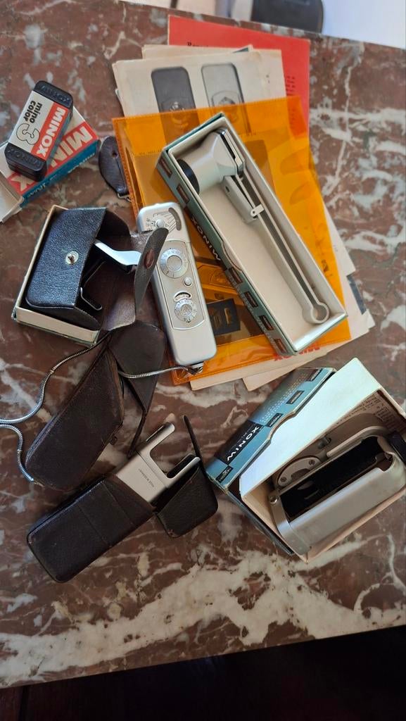 Minox + accessoires, Avant 1940, Appareils photo