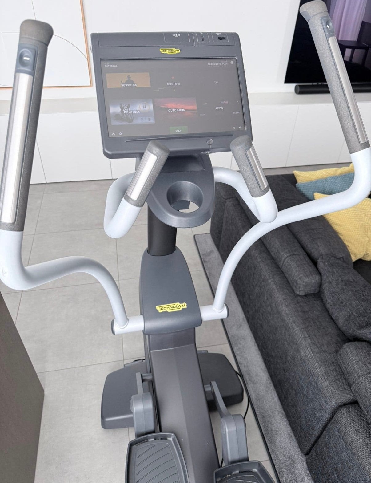 TECHNOGYM EXCITE 1000 UNITY CROSSTRAINER WIFI INTERNET, Enlèvement ou Envoi, Comme neuf