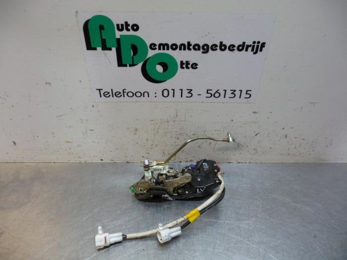 Deurslot Mechaniek 2Deurs links van een Suzuki Swift (Swift, Gebruikt, -, -, Ophalen of Verzenden