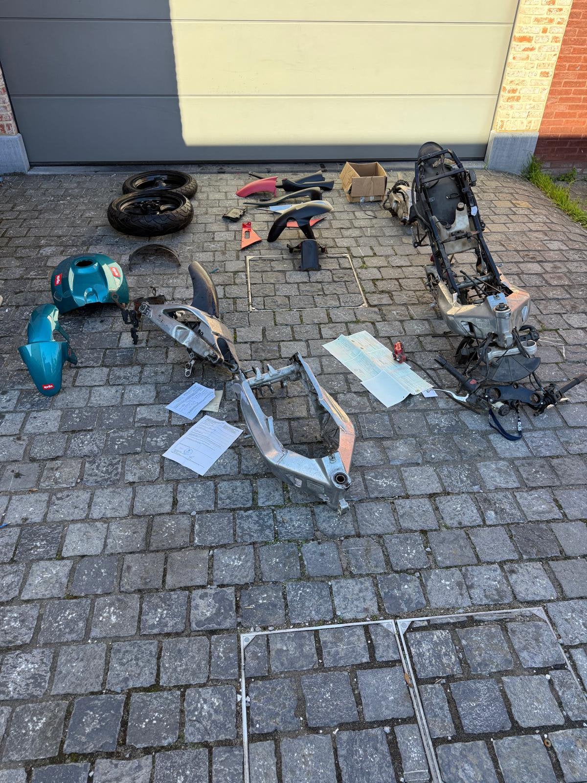 pièces Aprilia RS 125, Enlèvement, Comme neuf, Cadre, Aprilia