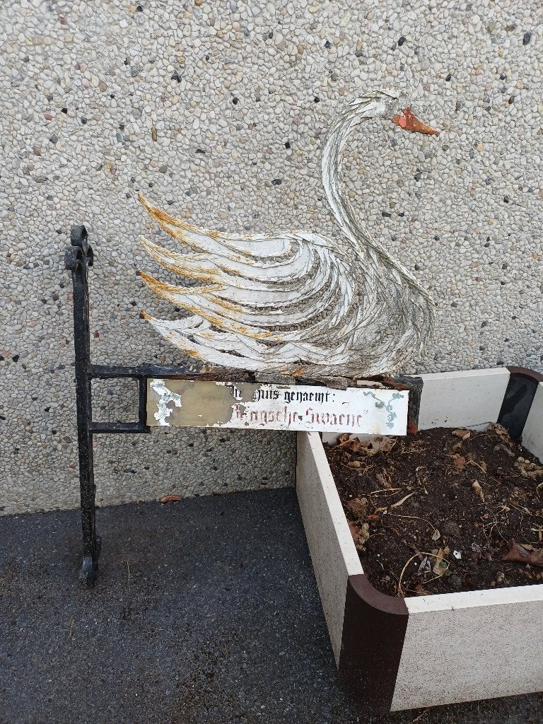 smeedwerk zwaan, Ophalen, Gebruikt