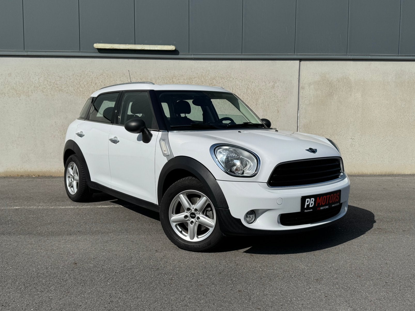 Mini cooper - 2012 - 127.000 km - benzine - carpass - airco, Countryman, 1600 cc, Bedrijf, Handgeschakeld