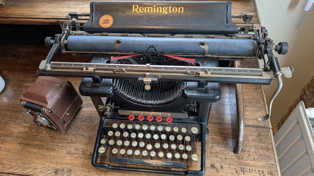 Machine à écrire Remington ancienne, Divers, Machines à écrire, Enlèvement, Utilisé