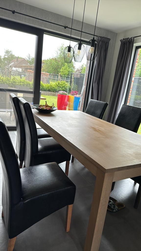 Eiken tafel met 6 zwarte stoelen te koop, Huis en Inrichting, Tafels | Eettafels, Ophalen, Gebruikt, Eikenhout, 200 cm of meer